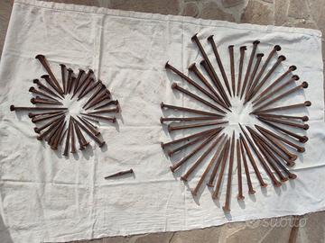 Chiodi antichi in ferro