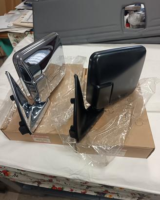 Specchi retrovisori esterni sx.  Mitsubishi L200