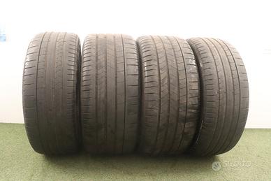 Gomme Pirelli Pzero 245 40 20 275 35 20 estate