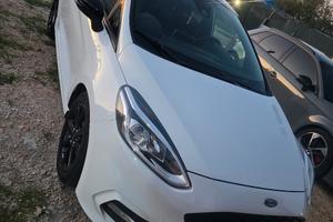 Ford fiesta sta linea 
