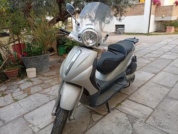 scooter Beverly  500