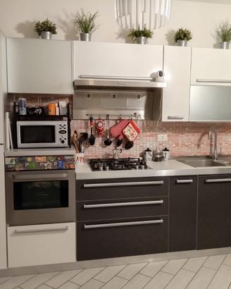 Cucina lineare mt.3,60