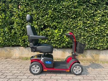 Motoretta elettrica per anziani