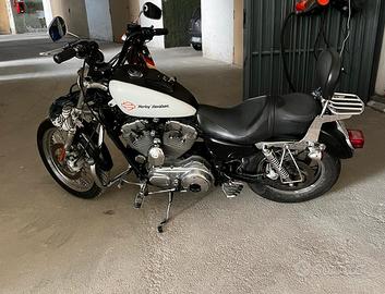 Harley Davidson 883 sportster