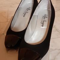Scarpe in pelle nere 