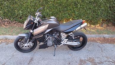 KTM Super Duke 990 (2006) - 41000km - tagliandata