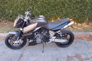 KTM Super Duke 990 (2006) - 41000km - tagliandata