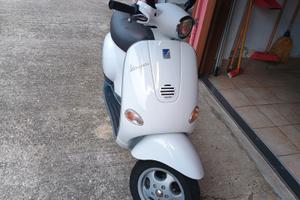 Piaggio Vespa 50 ET2 - 2001