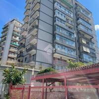 4 LOCALI A TARANTO