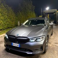 BMW Serie 3 Touring 320d 48V xDrive M Sport, anno 