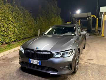 BMW Serie 3 Touring 320d 48V xDrive M Sport, anno 
