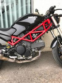 Ducati monster 695