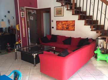 Appartamento duplex semi arredato
