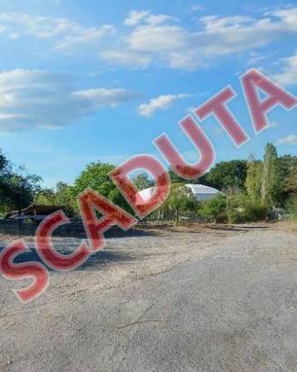 Immobile in asta di 603144 m² con più di 5 locali 