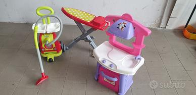 set di tre giocattoli