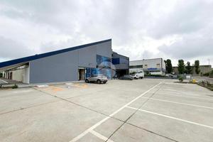 NEGOZIO A PORTO MANTOVANO