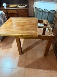 Tavolo in Legno massello