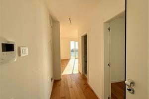 CAORLE - Attico bilocale nuovo fronte mare con ter