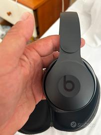 Cuffie beats