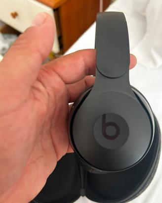 Cuffie beats
