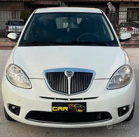 Lancia Y 2009 1.2 Benzina Argento
