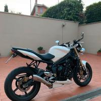 Triumph Street Triple