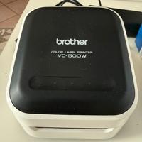Stampente per etichette a colori Brother VC-500W