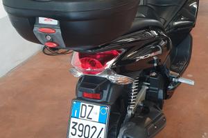 scooter completodi bauletto