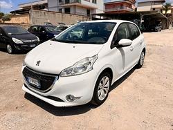 Peugeot 208 1.2 e-VTi 82 CV Stop&Start ETG5 LEGGI