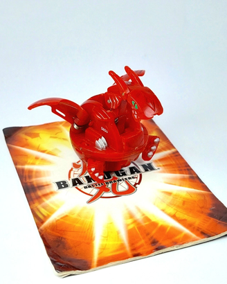 Bakugan Pyrus Hyper Dragonoid New Vestroia