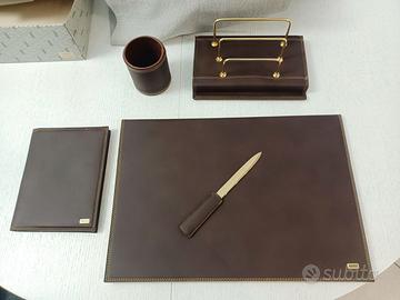 Set scrivania pelle