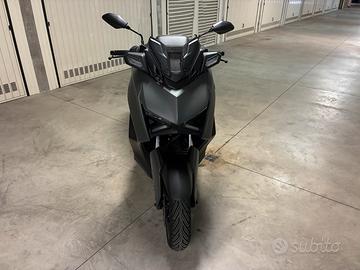 Yamaha  X-Max 300