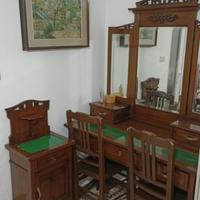 TRITTICO DI FINE OTTOCENTO, CON TOLETTA.