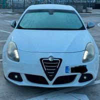 Alfa Giulietta 1.6 JTDM anno 2010 - km 218.000