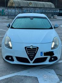 Alfa Giulietta 1.6 JTDM anno 2010 - km 218.000