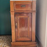 Mobile in legno antico, con marmo