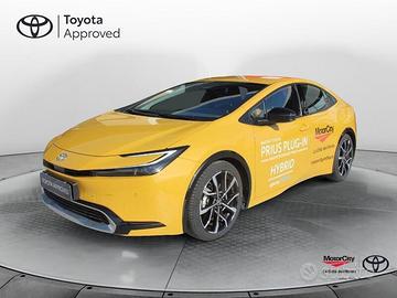 Toyota Prius Plug in Lounge