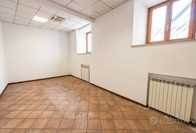 Immobile di 132 m² con 5 locali a Subiaco