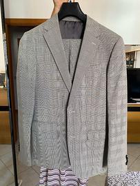 vestito giacca pantalone grigio chiaro