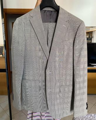 vestito giacca pantalone grigio chiaro