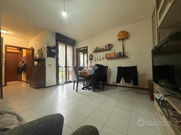 2 LOCALI A REGGIO NELL'EMILIA