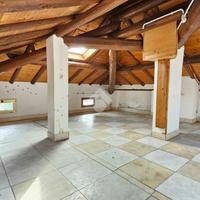 2 LOCALI A MONTECCHIO EMILIA