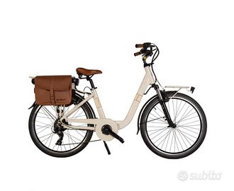 E bike Via Veneto city bile donna  nuova