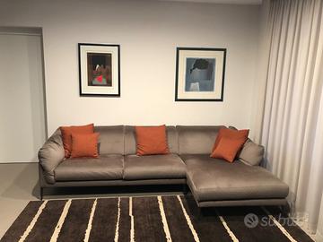 Divano con chaise lounge