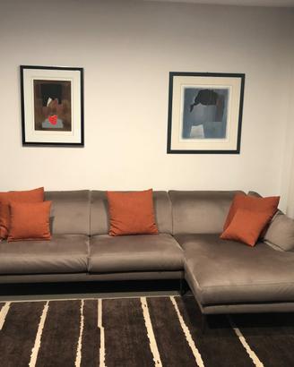 Divano con chaise lounge