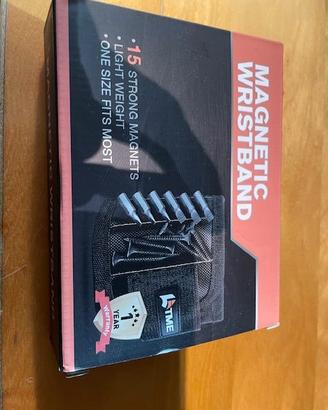 Polsiera magnetica portaviti e utensili
