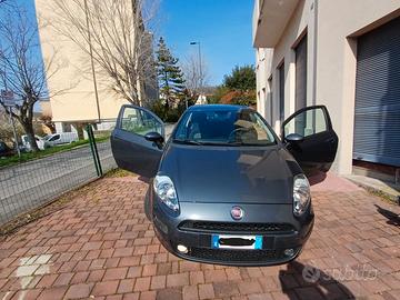 FIAT Punto 1.3 MJTII 75 CV 3 porte Street – OK Neo