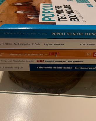Libri scuole superiori Odontotecnico