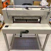 Tagliacarte manuale con tavolo di sostegno INCLUSO