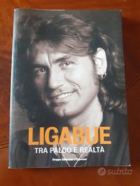 Ligabue Tra palco e realtà biografia 2005